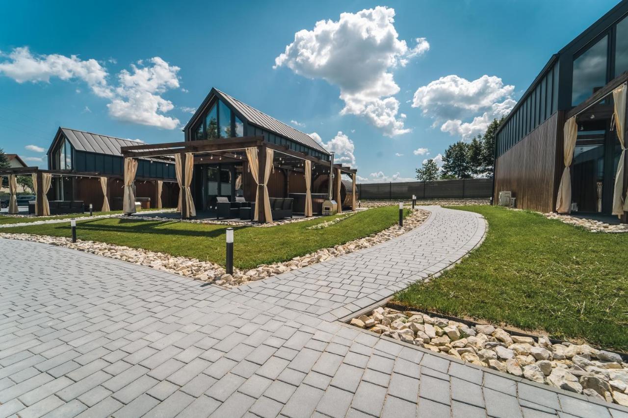 Village Resort Sauna & Jacuzzi & Netflix Tworkowa Kültér fotó