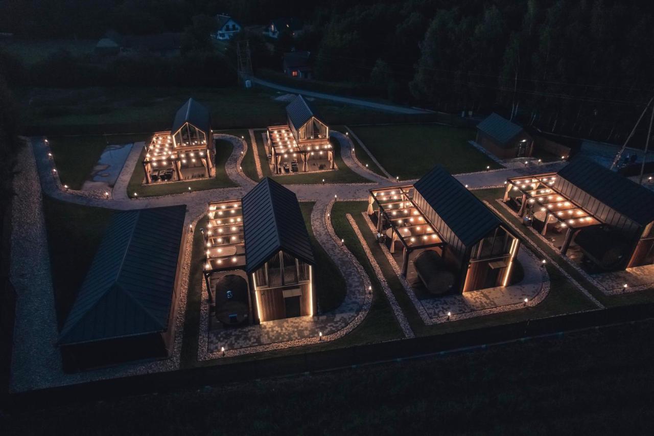Village Resort Sauna & Jacuzzi & Netflix Tworkowa Kültér fotó