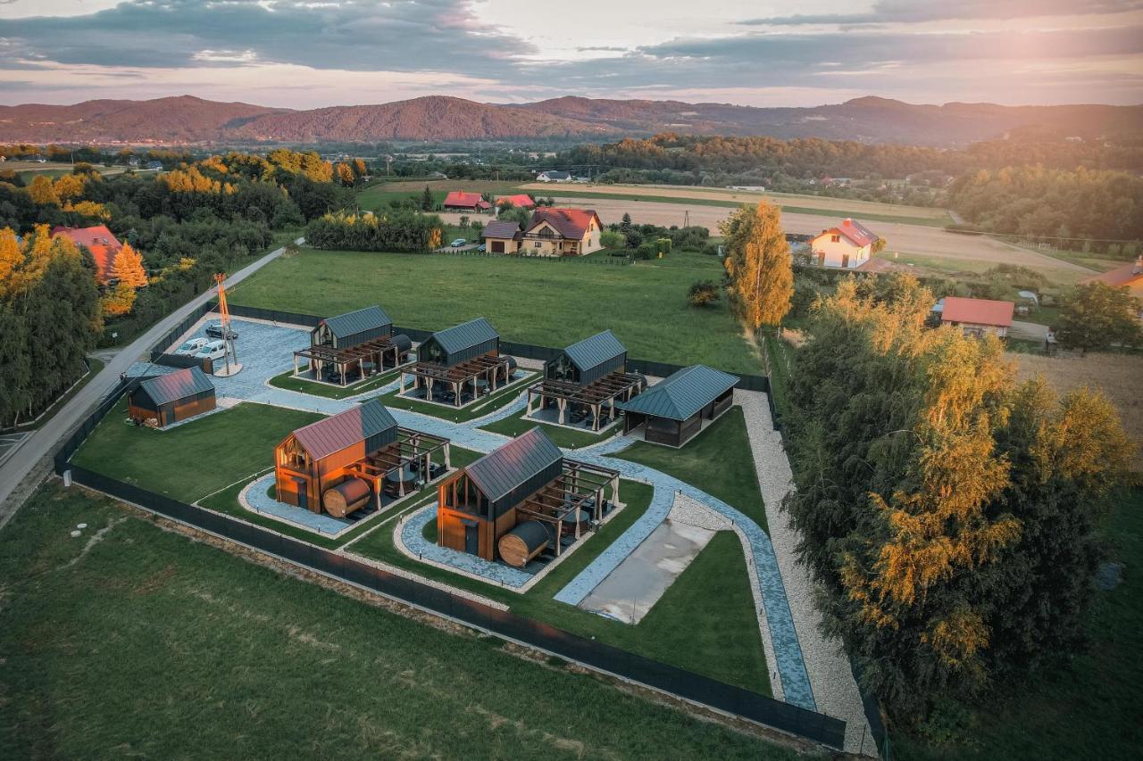 Village Resort Sauna & Jacuzzi & Netflix Tworkowa Kültér fotó